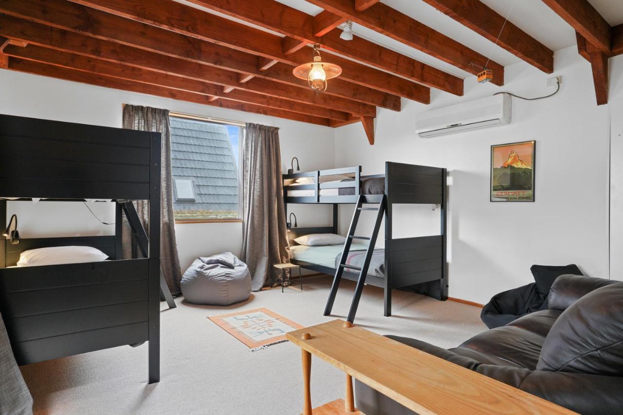 Snow Chalet - Fairlie Holiday Home ภายนอก รูปภาพ